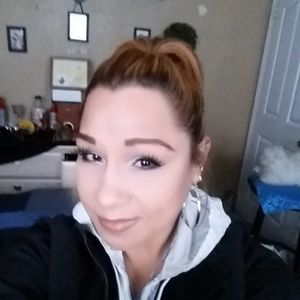 Meet your Posher, Vicky